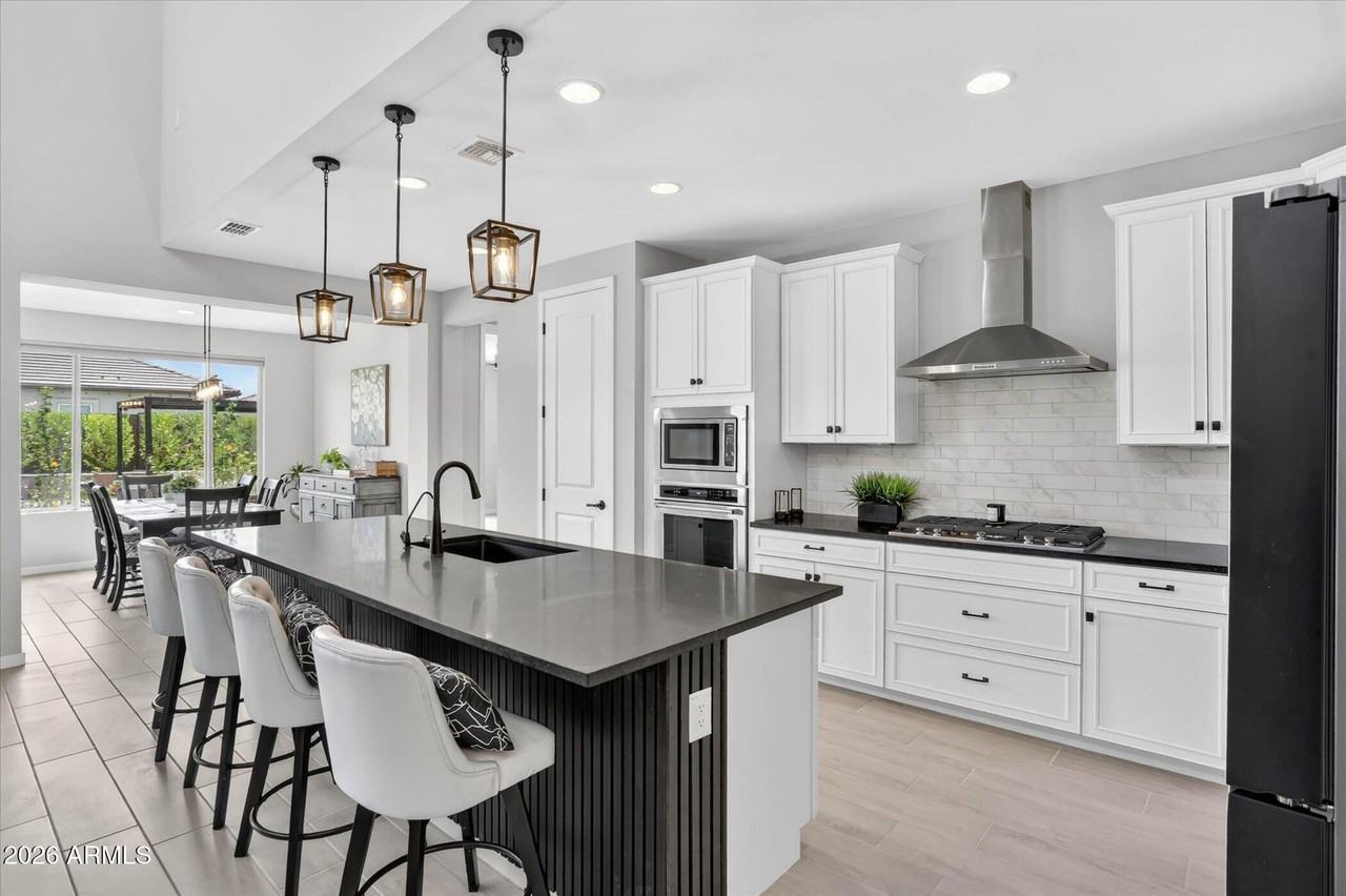 21627 N 59th Way - Photo 6 of 12