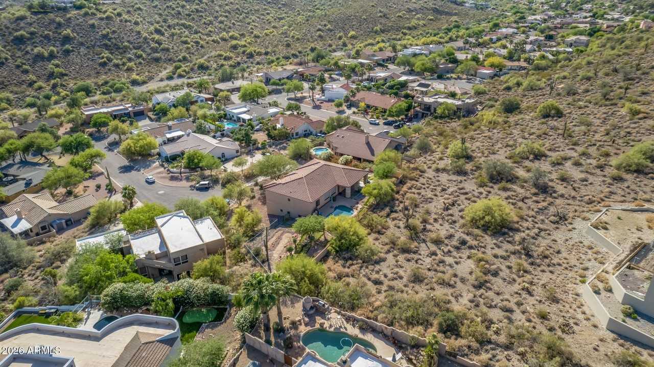 15330 E Walnut Ln - Photo 6 of 50