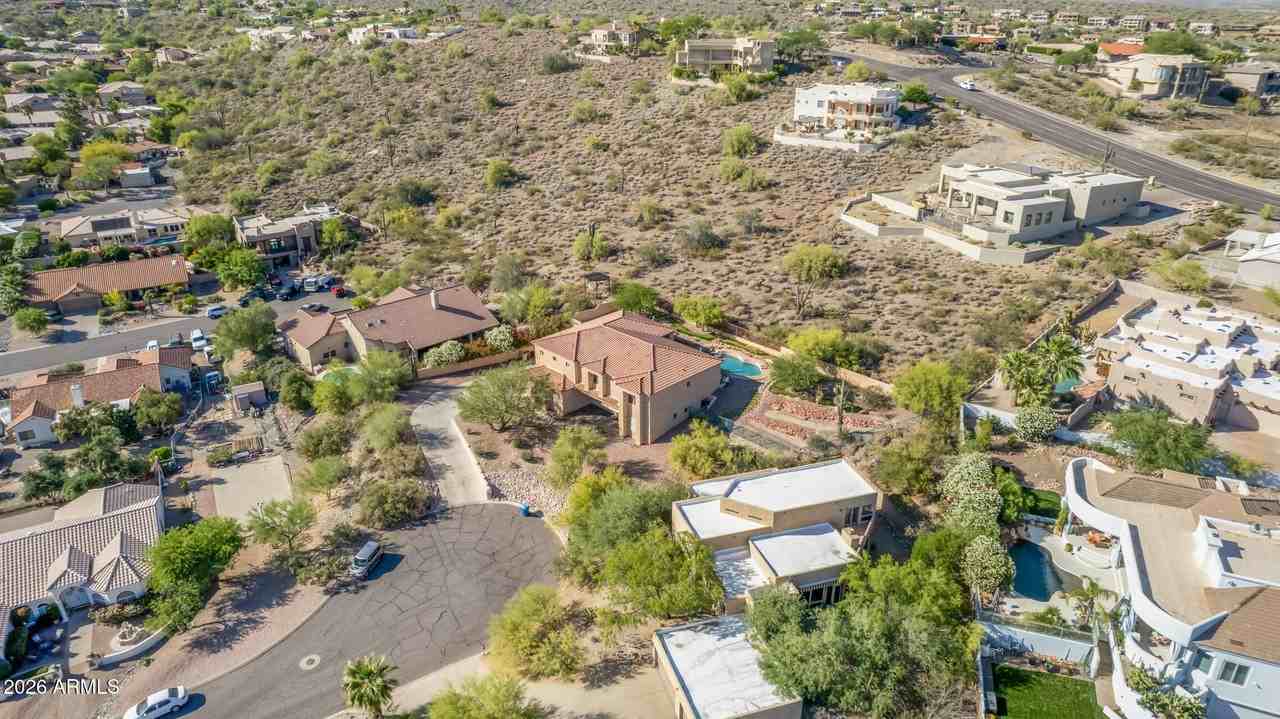 15330 E Walnut Ln - Photo 7 of 50