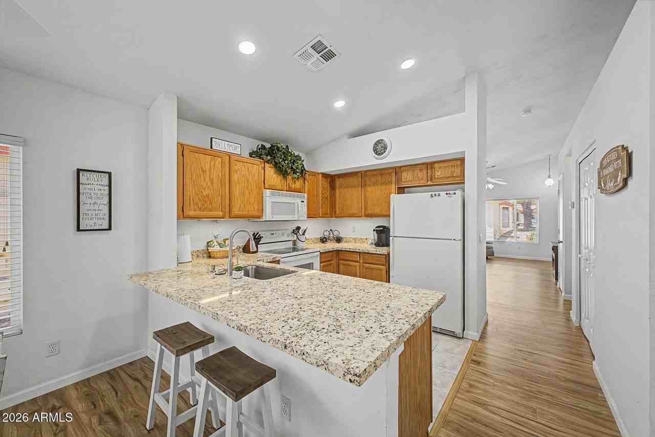 1120 N Val Vista Dr #95 - Photo 2 of 37