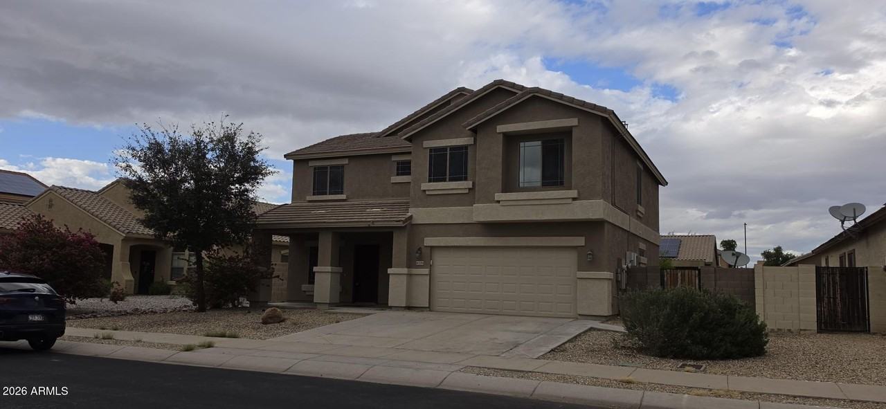 16534 W Lilac St - Photo 2 of 26
