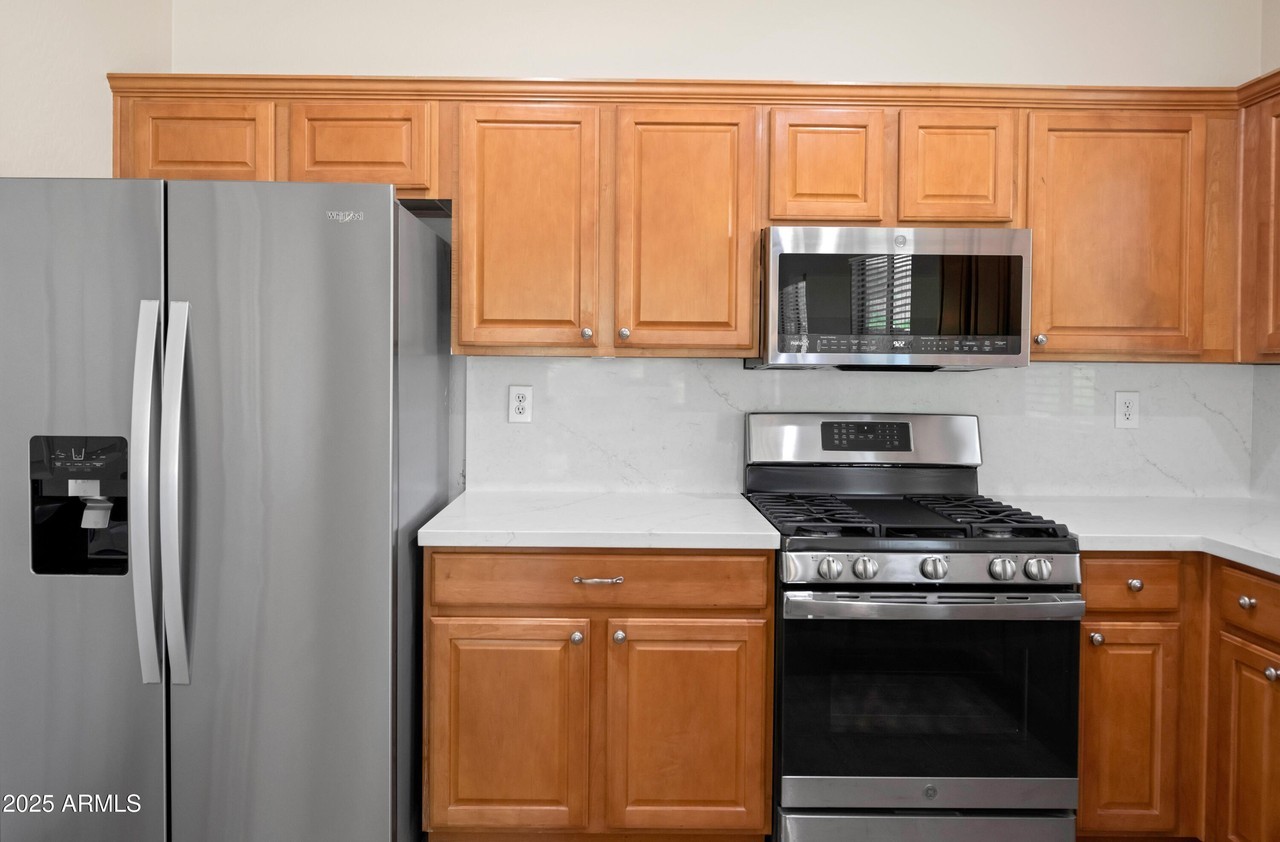 1760 W Morse Dr - Photo 4 of 50
