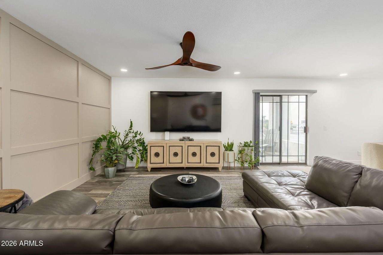 5227 N 24th St #101 - Photo 3 of 19