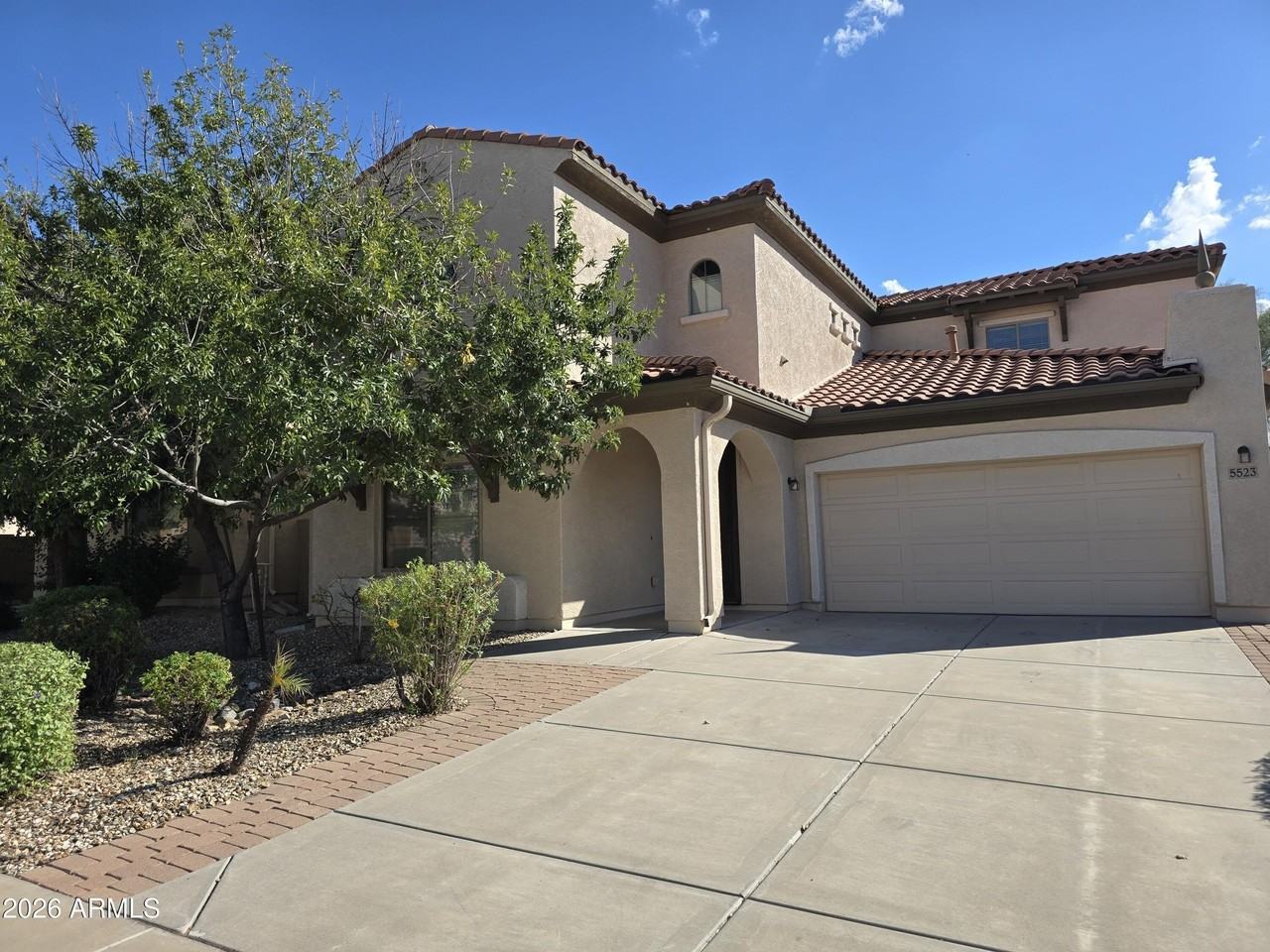 5523 W Andrea Dr - Photo 2 of 25