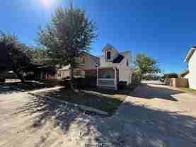 1716 Boardwalk Ct - Photo 1 of 1