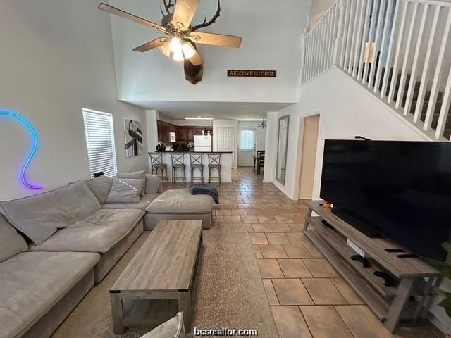 1716 Boardwalk Ct - Photo 3 of 26
