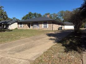 2007 Southwood Dr - Photo 1 of 1