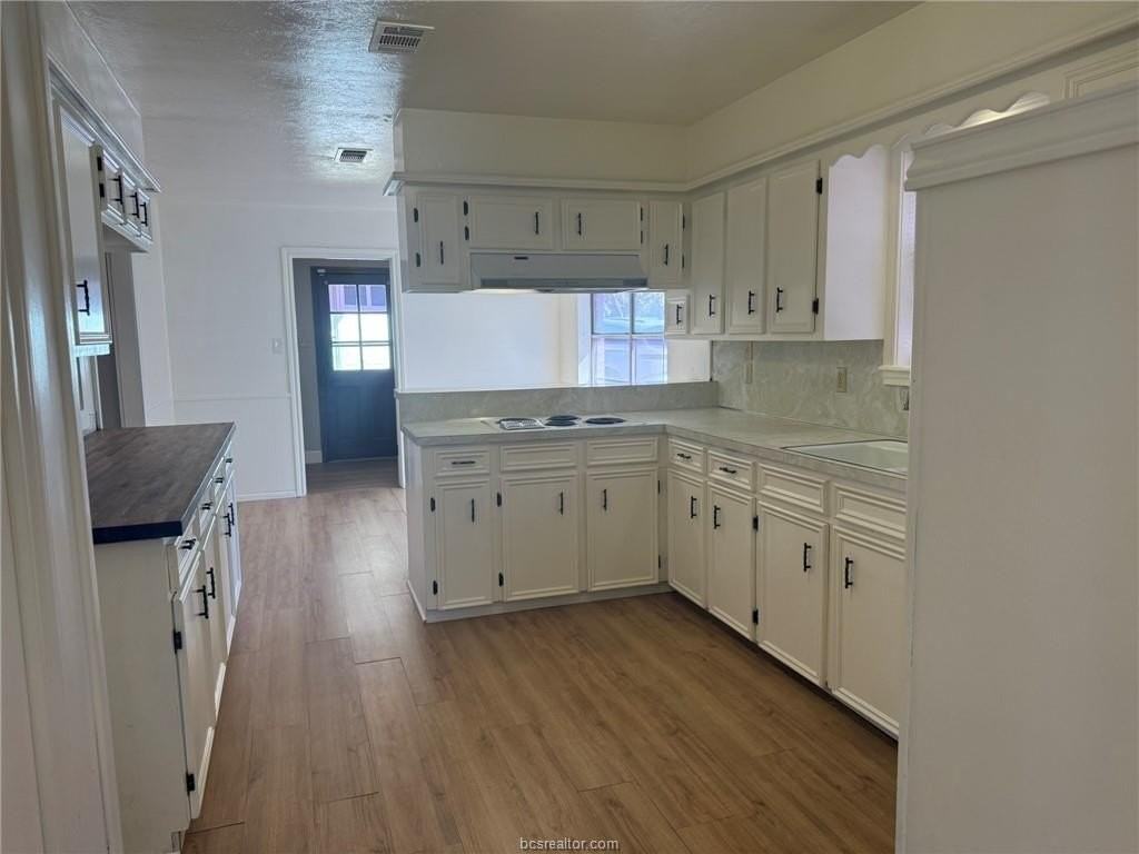 2007 Southwood Dr - Photo 6 of 19