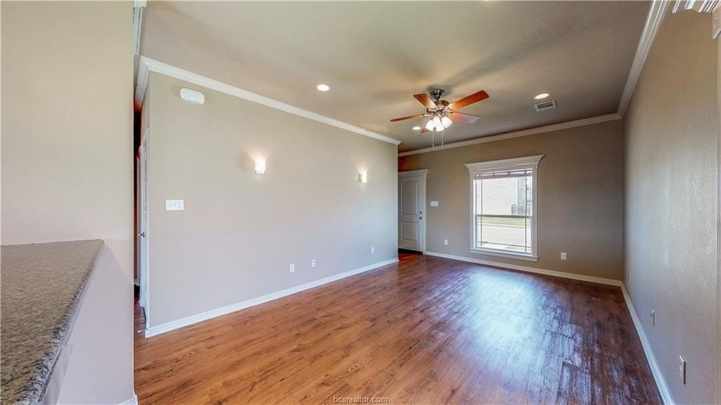 6902 Appomattox Dr - Photo 3 of 30