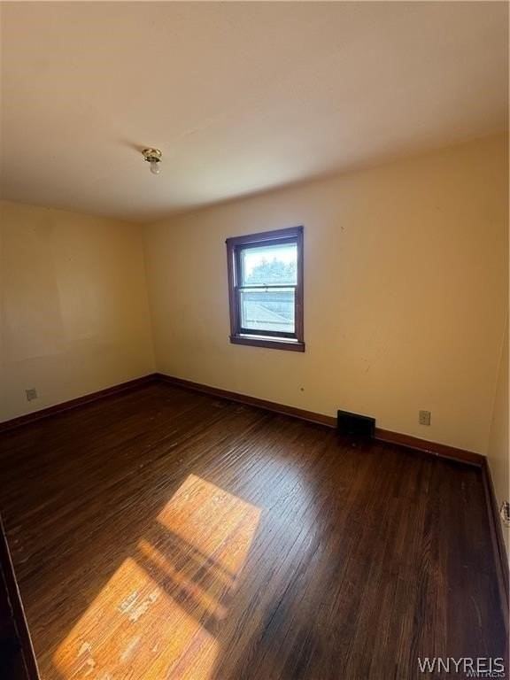 3 Courtland Ave - Photo 5 of 13