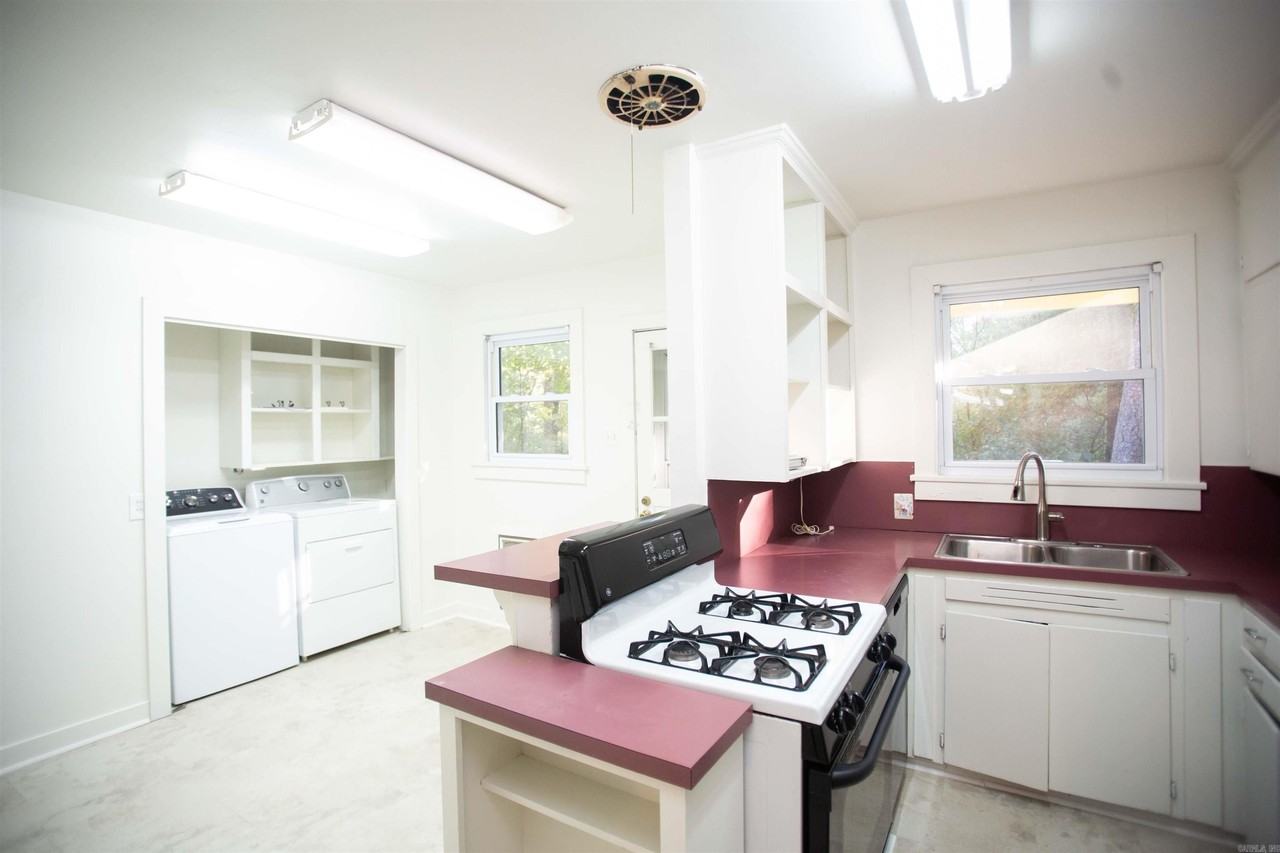 8315 Westwood Ave - Photo 7 of 27