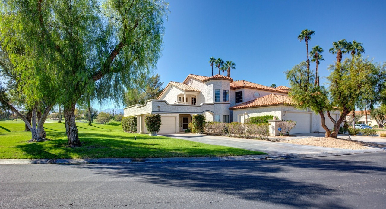 415 Desert Falls Dr N - Photo 2 of 50