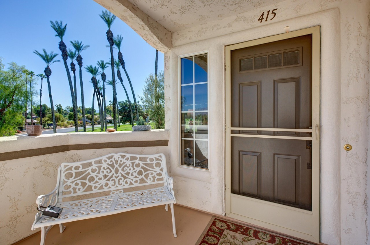 415 Desert Falls Dr N - Photo 5 of 50