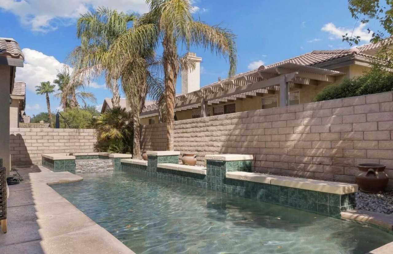 82770 Matthau Dr - Photo 2 of 17