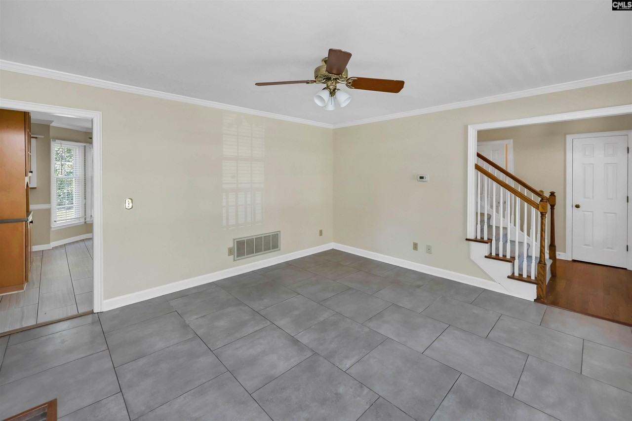 141 Brook Hollow Dr - Photo 7 of 42