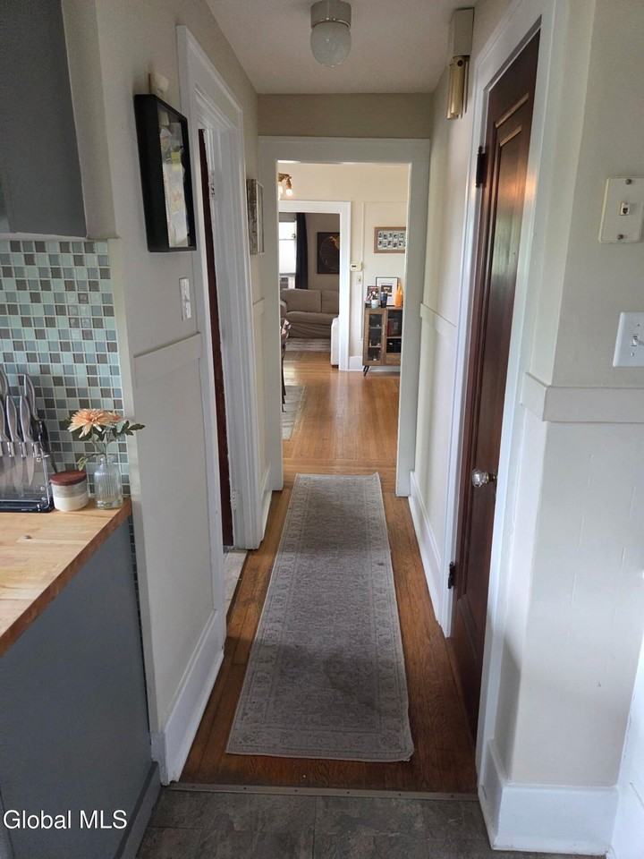 3 Fairlawn Ave #2 - Photo 4 of 11
