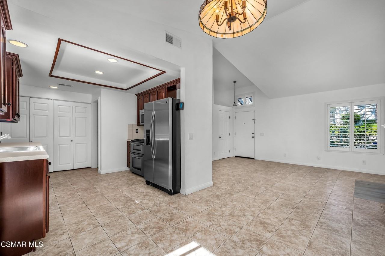 6818 Poppyview Dr - Photo 7 of 25