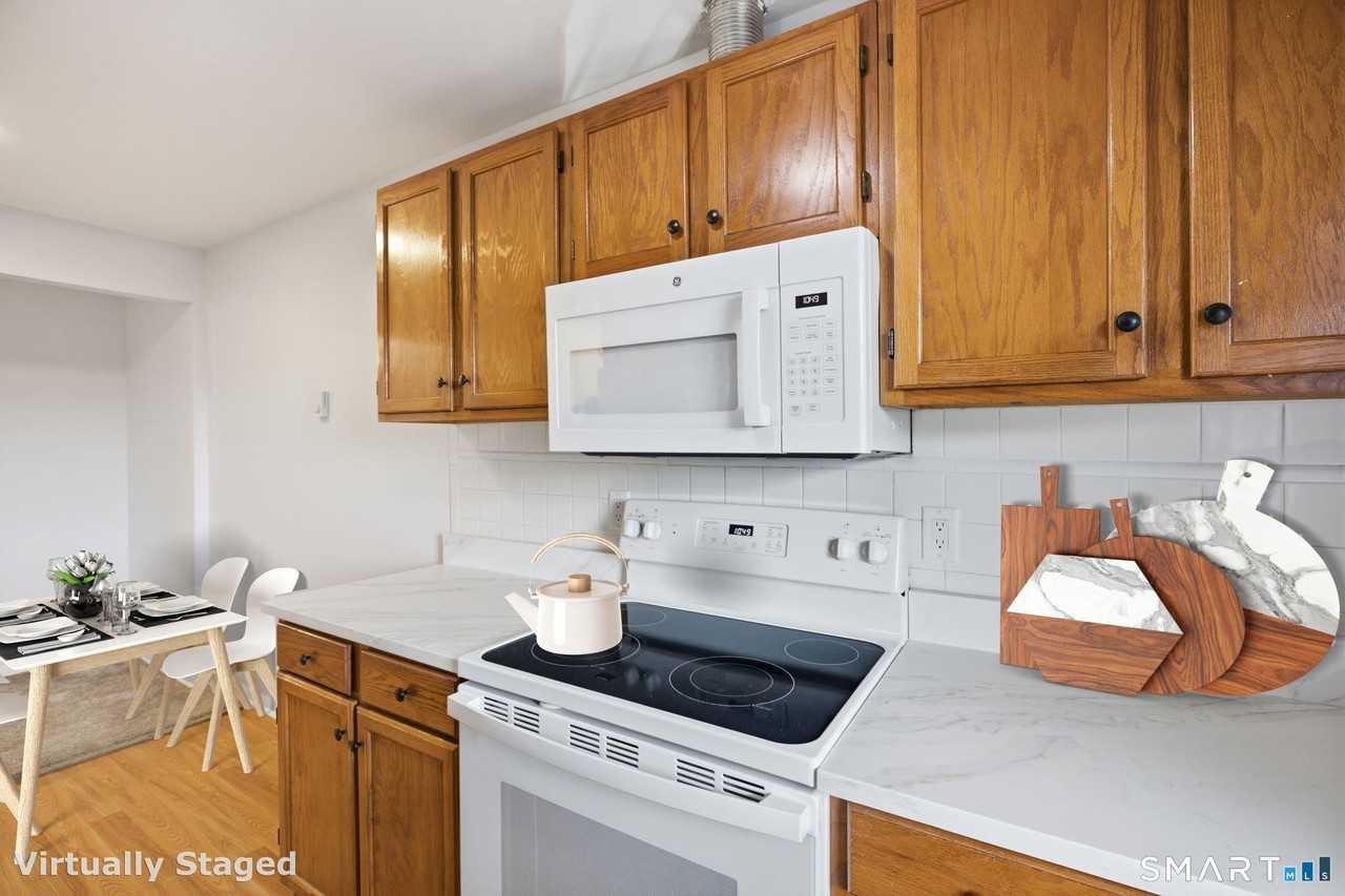 120 Columbus Pl #19 - Photo 6 of 15