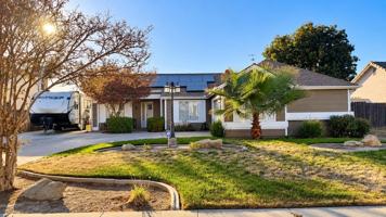 featured image of 3166 Holly Ct