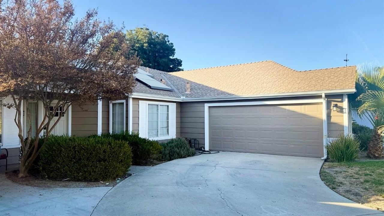 3166 Holly Ct - Photo 4 of 17