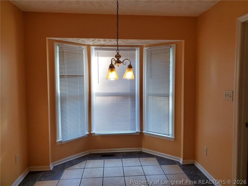 144 Hawksworth Pl - Photo 3 of 10
