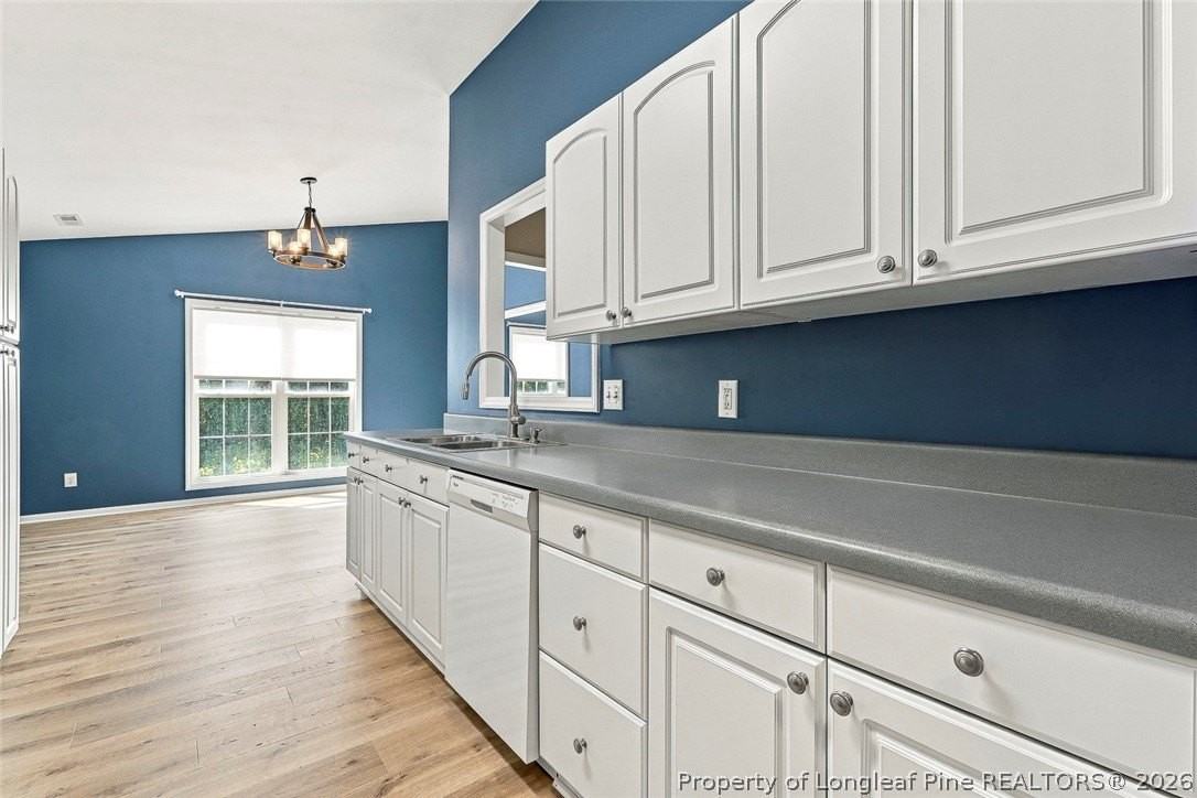 3186 Henley Rd - Photo 5 of 44