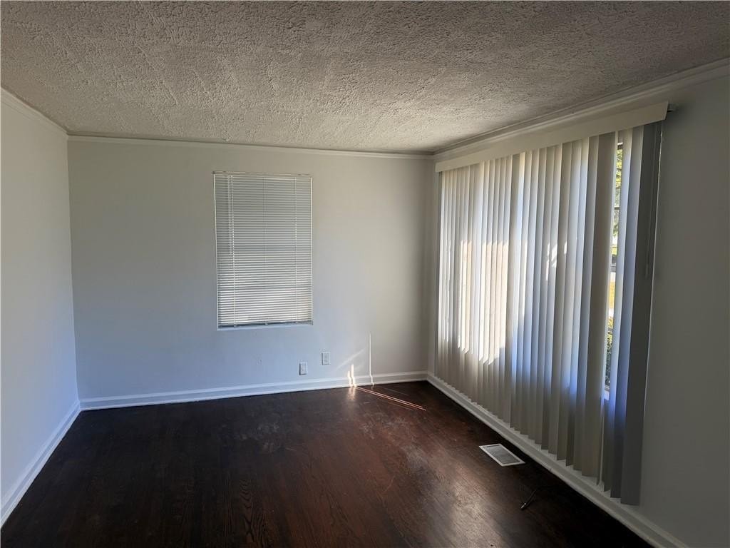 1953 Don Juan Ln - Photo 6 of 11