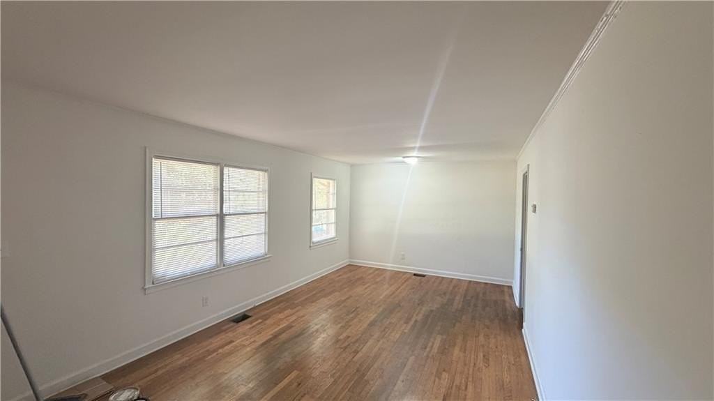 3129 Bluebird Ln - Photo 3 of 10