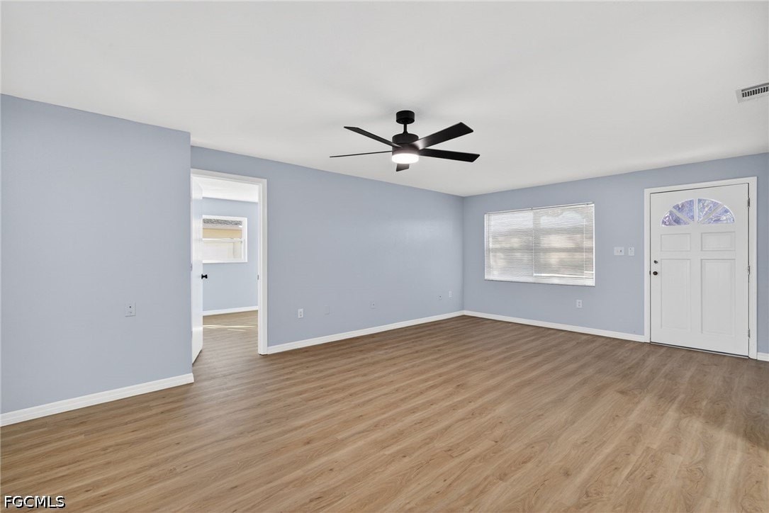 876 Linnaen Ter Nw - Photo 5 of 27