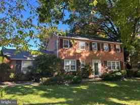 1129 W Wynnewood Rd - Photo 1 of 1