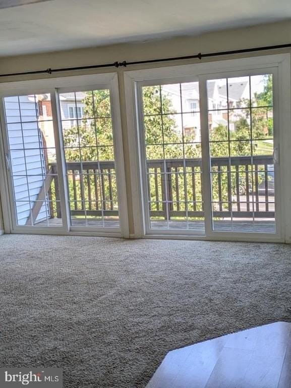1035 Northridge Dr - Photo 4 of 21
