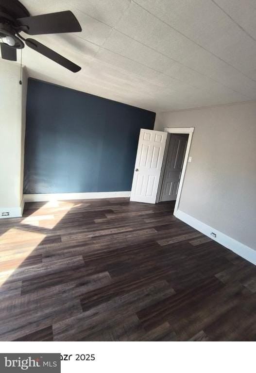 4433 N Chadwick St - Photo 2 of 14