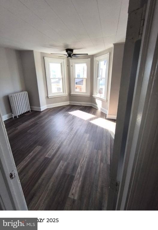 4433 N Chadwick St - Photo 3 of 14
