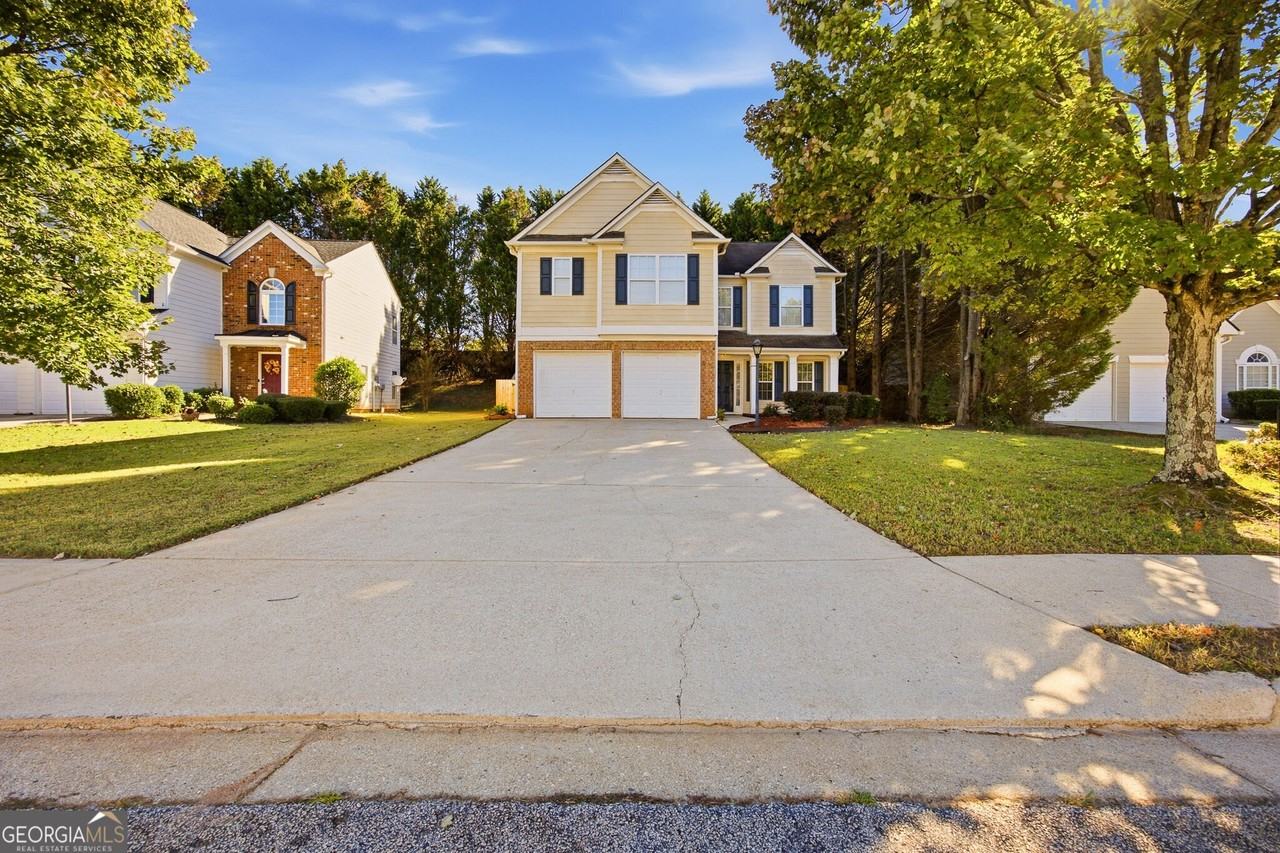 2562 Plymouth Way - Photo 2 of 25