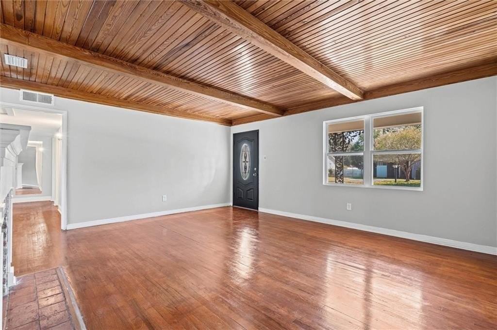 2754 Brierwood Dr - Photo 4 of 22