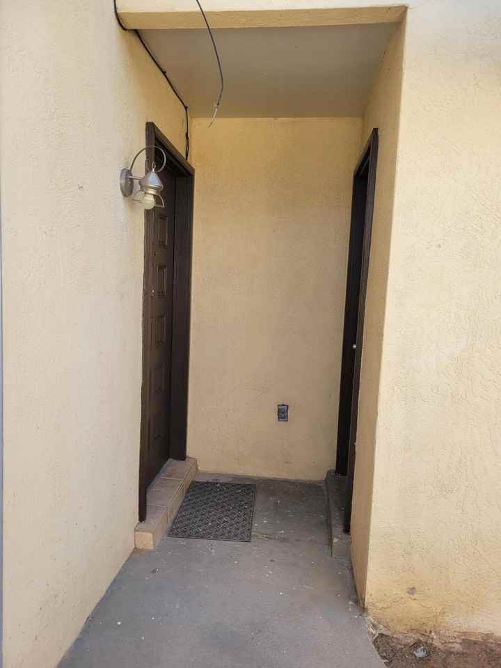 10401 Ashwood Dr - Photo 4 of 50