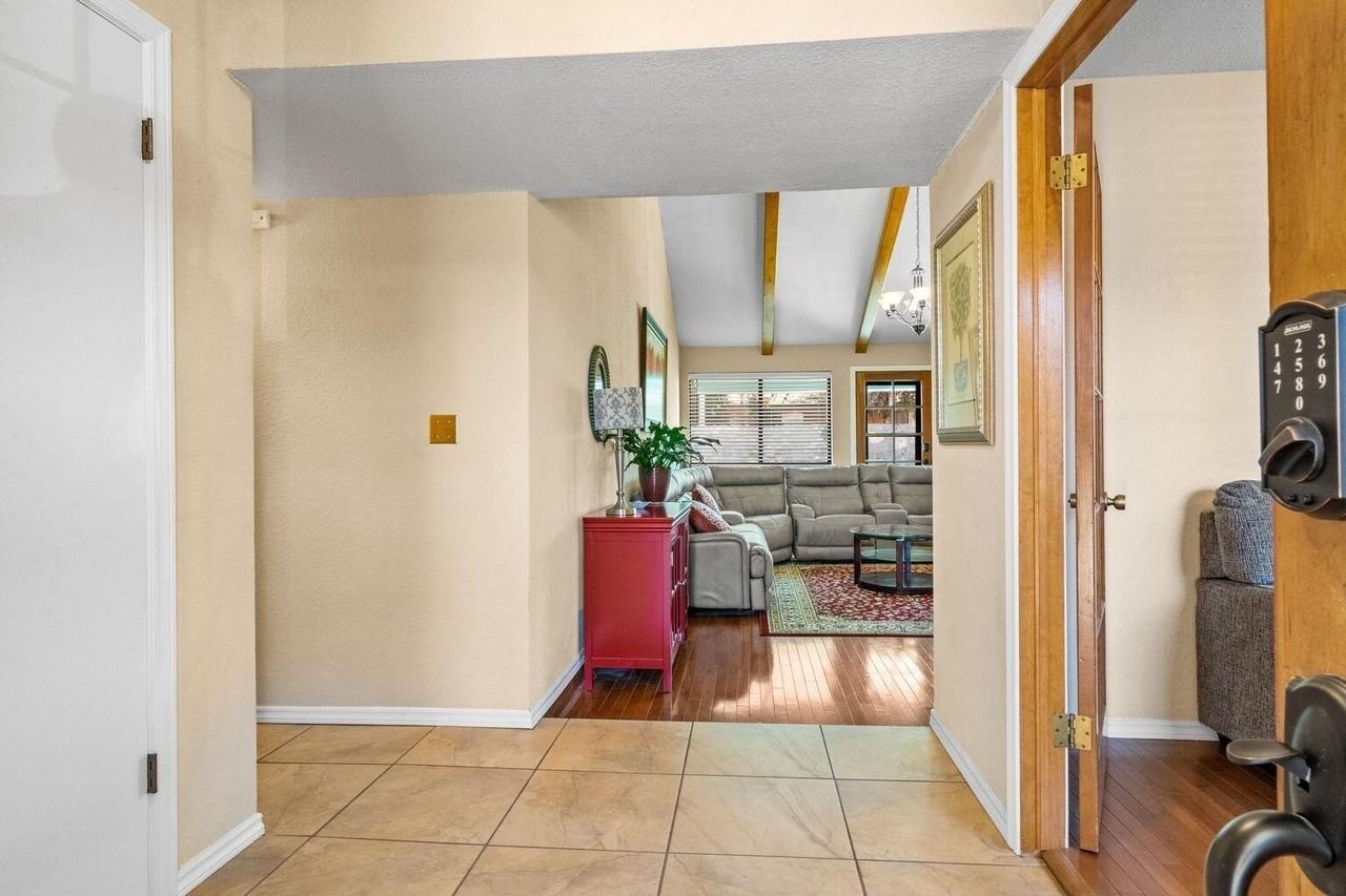 848 Brisa Del Mar Dr - Photo 4 of 30