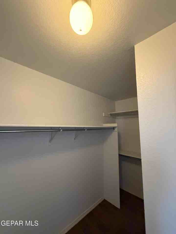 5329 Manuel Puentes Ct - Photo 6 of 40