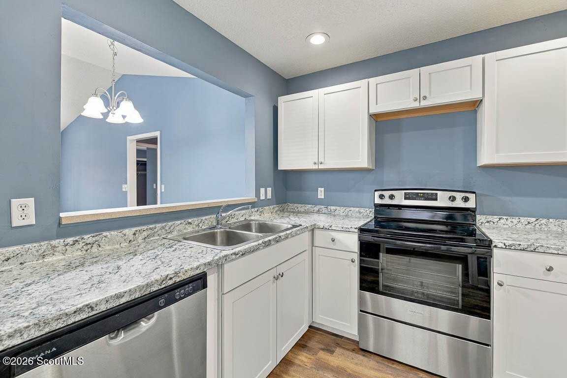 206 Red Bud Ct - Photo 2 of 18
