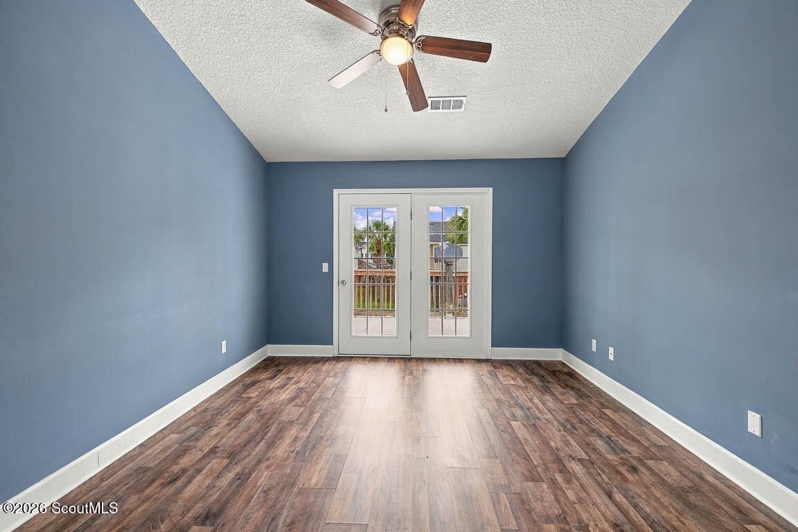 206 Red Bud Ct - Photo 5 of 18