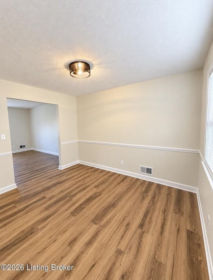 3309 Enridge Dr - Photo 4 of 8