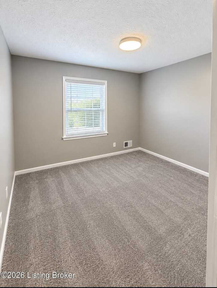 3309 Enridge Dr - Photo 5 of 8