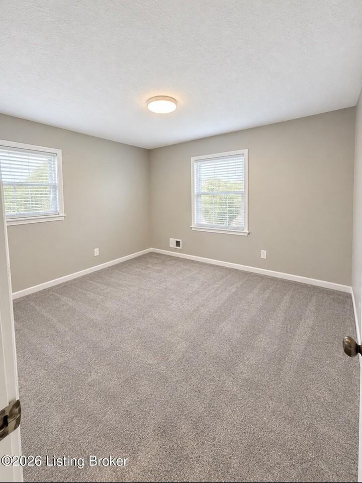 3309 Enridge Dr - Photo 6 of 8