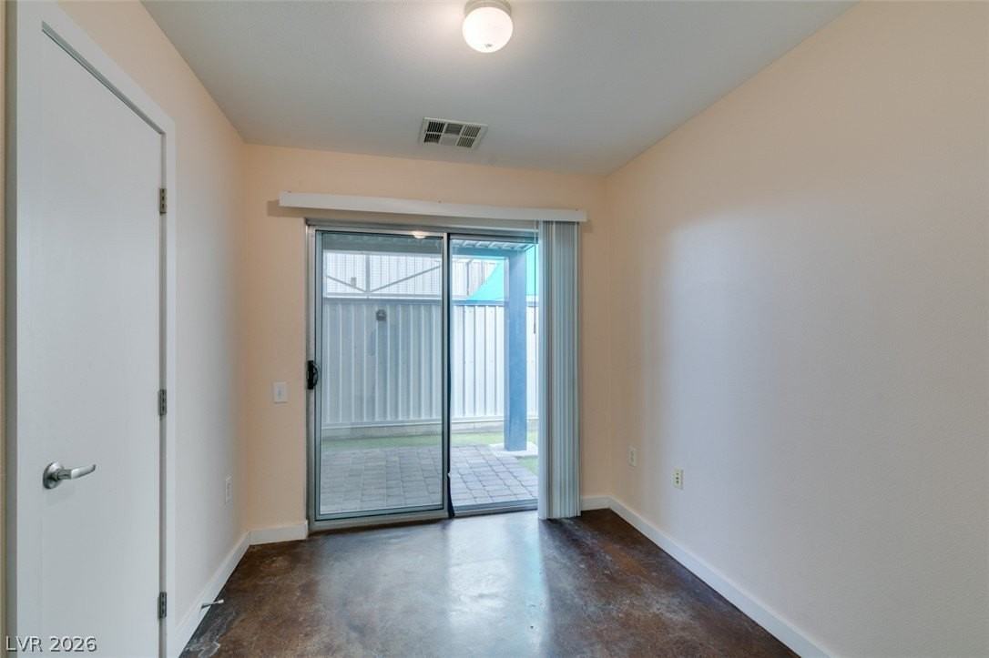 1130 E Carson Ave - Photo 6 of 47