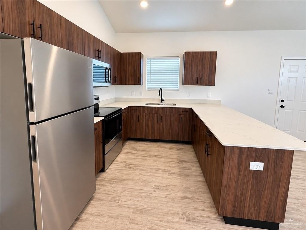 2701 Brownjay Rd #4 - Photo 7 of 15