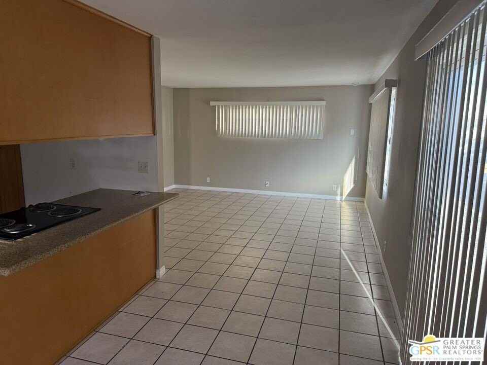 366 W Mariscal Rd #2 - Photo 4 of 9