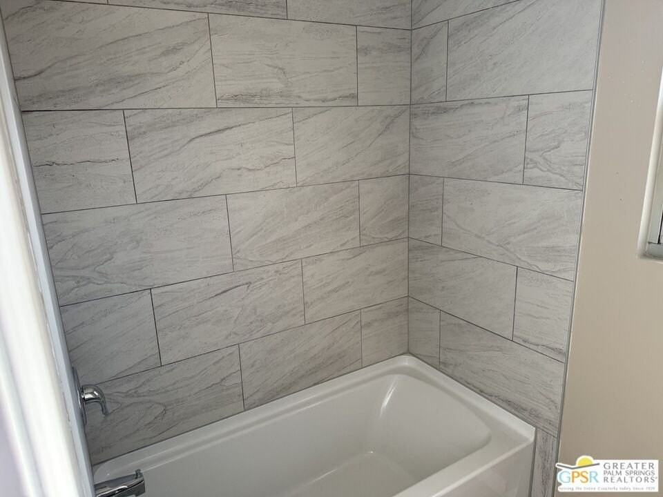 366 W Mariscal Rd #2 - Photo 7 of 9