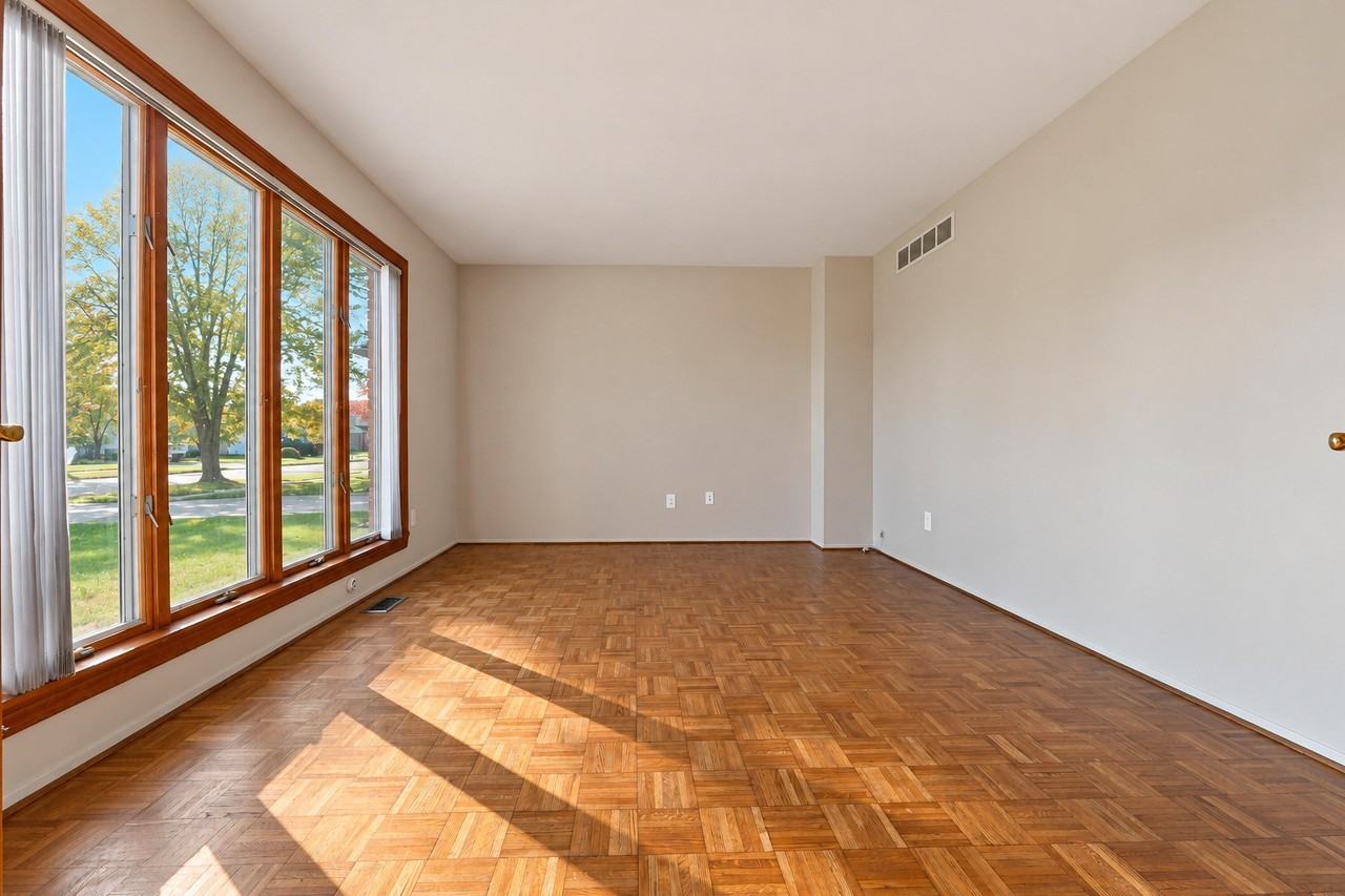 2020 Briarfield St - Photo 7 of 30