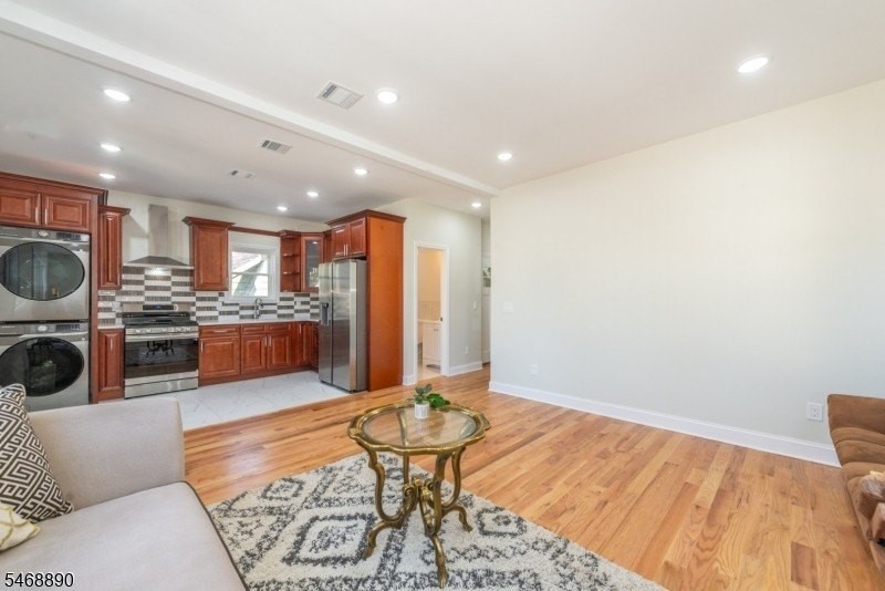 900 Lake St #2 - Photo 6 of 12