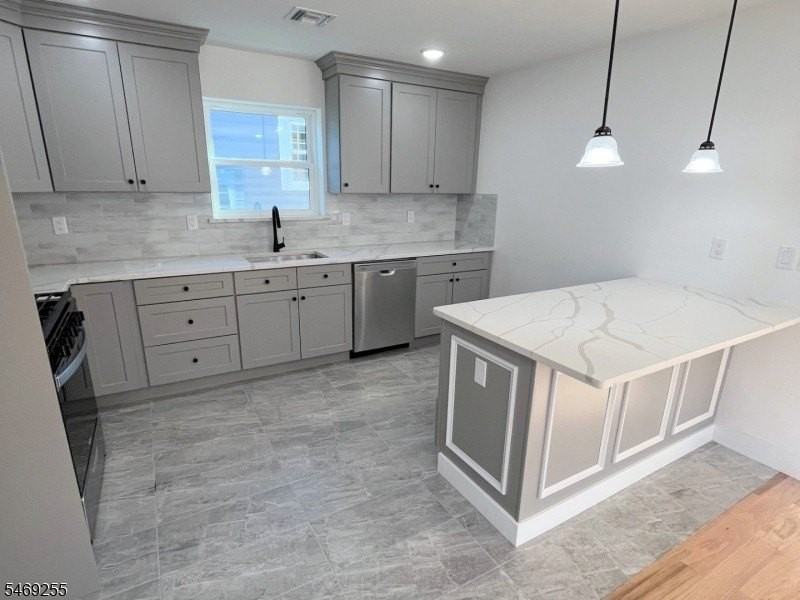 303 Chilton St #2 - Photo 2 of 18